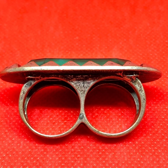 Two finger ring - Picture 3 of 4